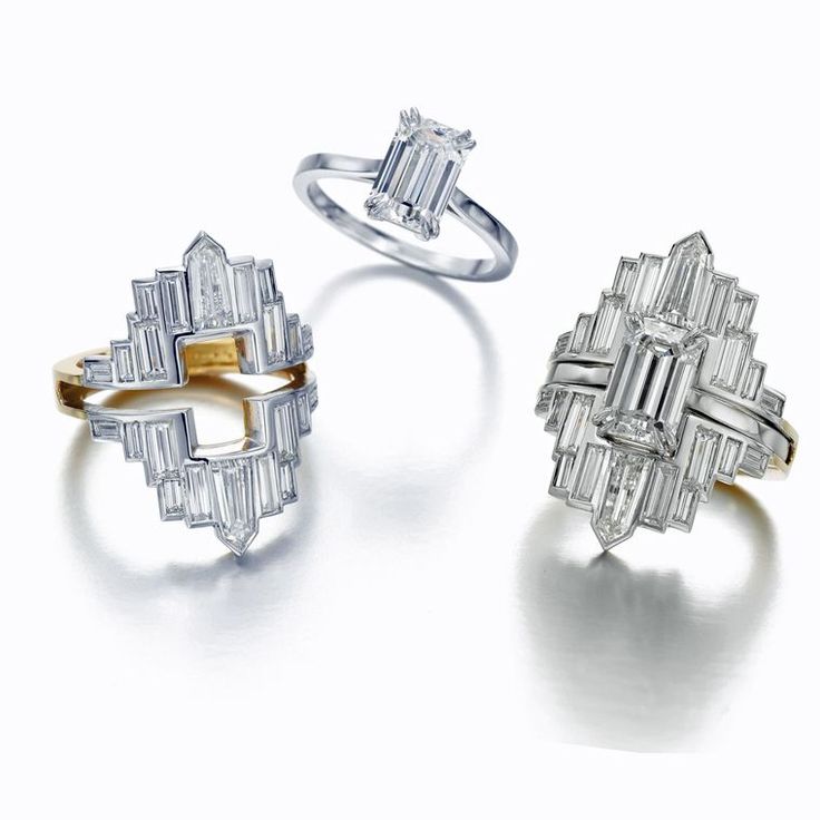 The New York Party Jacket ring set by Jessica McCormack includes an emerald-cut diamond solitaire and a detachable white and yellow gold "jacket" with baguette-cut diamonds Transformable Jewellery, Ring Jackets, Jessica Mccormack, New York Party, Party Jacket, Party Jackets, Vintage Jewellery Rings, Trending Engagement Rings, Ring Trends