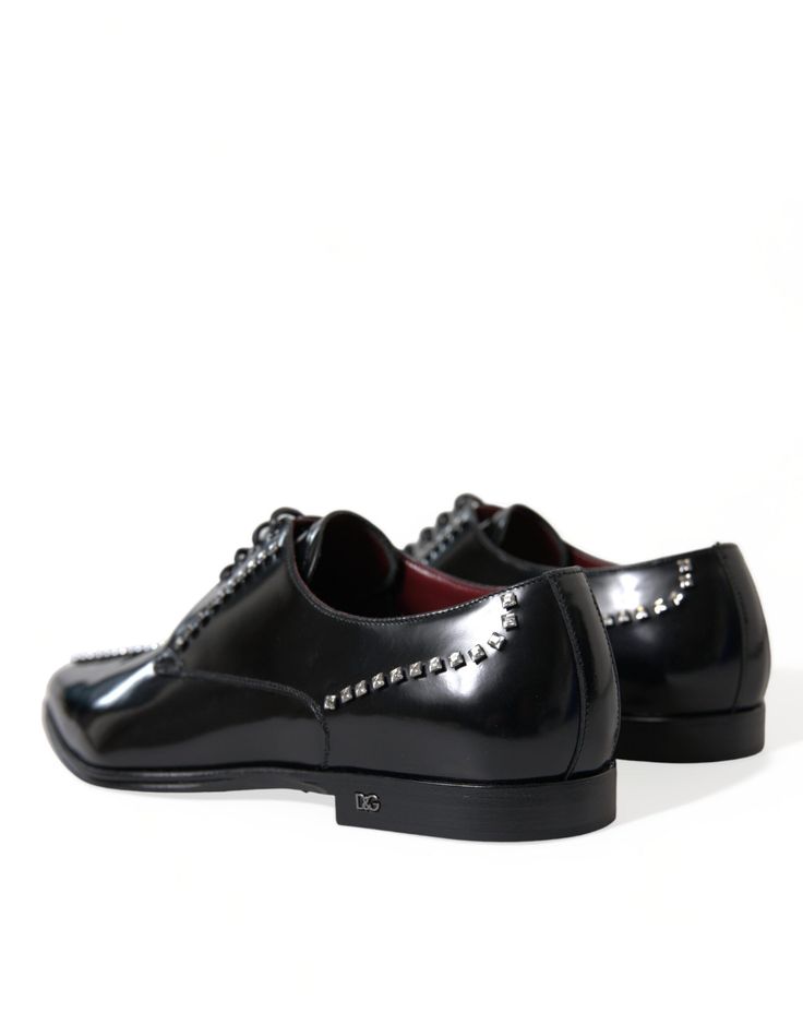 These mens shoes from Dolce & Gabbana are a must-have for any formal occasion. The Derby dress formal style comes in a sleek black color, with 100% leather material and clear crystal detailing throughout. Designed with a leather sole and featuring logo details, these shoes are expertly crafted in Italy. Dolce & Gabbana mens shoes. Model: Derby dress formal Color: Black Material: 100% Leather Clear crystal detailing throughout Leather sole Logo details Made in Italy Crystal Dress, Derby Dress, Leather Formal Shoes, Shoes Model, Formal Shoes For Men, Dolce E Gabbana, Boot Pumps, Dress Formal, Ballerina Flats