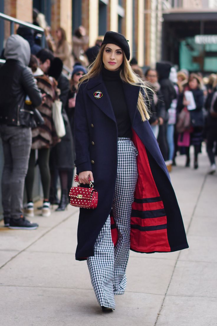 Day 5 Walking Down The Street, Moda Chic, Looks Street Style, Street Style Inspiration, Fall Street Style, Looks Chic, Pea Coat, 여자 패션, 가을 패션