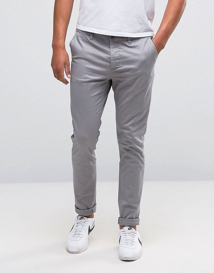 Grey Chinos Men, Chinos Men Outfit, Chinos Men, Grey Chinos, Mens Fashion Edgy, Mens Fashion Smart, Trendy Mens Fashion, Mens Spring Fashion, Mens Fashion Casual Outfits