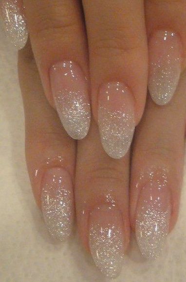 Pearl Nail Designs, Silver Sparkle Nails, Sliver Nails, Silver Acrylic Nails, Prom Nails Silver, Hoco Nails, Pearl Nail, Nail Designs Ideas, Unghie Sfumate