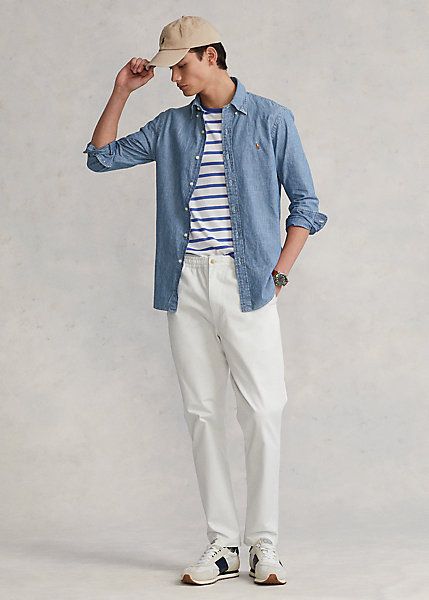 Classic Fit Indigo Chambray Shirt Ralph Lauren Shirt Outfit, Leather Sneakers Outfit, Polo Ralph Lauren Outfits, Linen Shirt Outfit, Blue Linen Shirt, Shirt Outfit Men, Workwear Vintage, Button Outfit, Shirt Tucked In