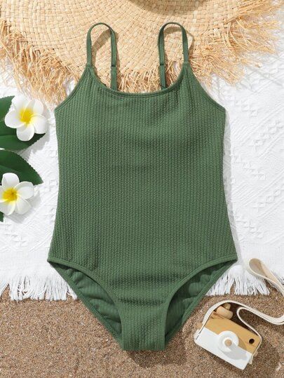 August Beach, Swimming Outfits, Swim Life, Swimsuits Outfits, Swimming Swimsuit, Swimming Bathing Suits, Green Swimsuit, Cute Bathing Suits