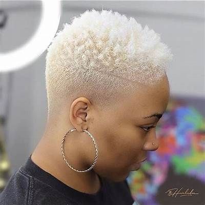 Tapered twa hairstyles for older women – Artofit Low Cut Hairstyles, Short Bleached Hair, Short Platinum Blonde Hair, Natural Hair Haircuts, Short Fade Haircut, Natural Haircuts, Blonde Natural Hair, Short Natural Haircuts, Short Hair Designs