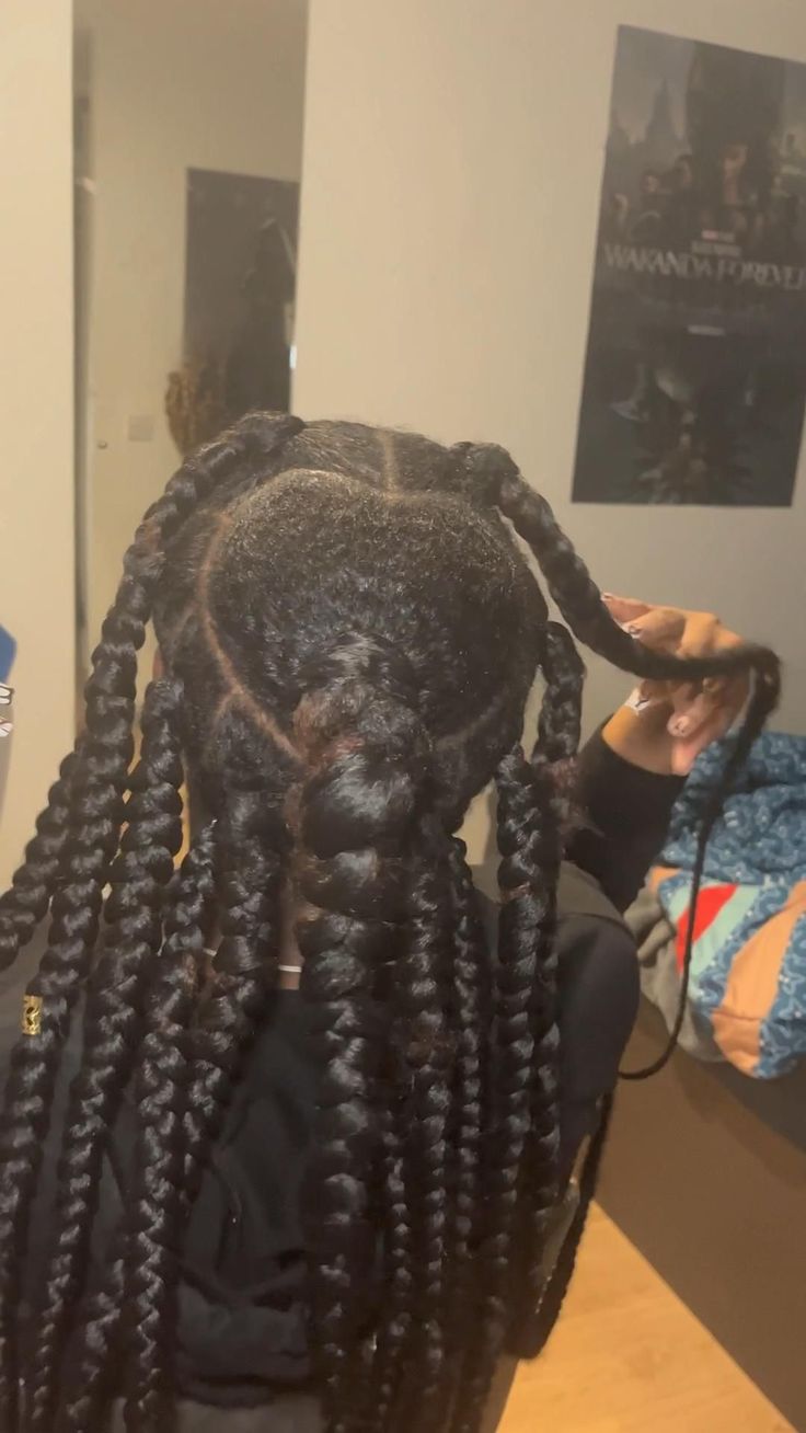 Hairstyles 1970s, Ugly Hair, Dreads Hairstyles, Hairstyle For Chubby Face, Big Box Braids Hairstyles, Quick Weave Hairstyles, Cute Braided Hairstyles, Cute Box Braids Hairstyles, Quick Braided Hairstyles