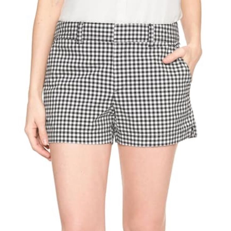 Nwt Double Hook Closure With Hidden Button Size 18 Limited Stretch Flattering Fit Chic Plaid Cotton Shorts, Preppy Black Cotton Bottoms, Chic Gingham Shorts, Chic Gingham Cotton Shorts, Chic Summer Bottoms From Gap, Preppy Gingham Shorts, Preppy Black Bottoms For Summer, Preppy Gingham Bottoms In Short Length, Preppy Shorts For Day Out