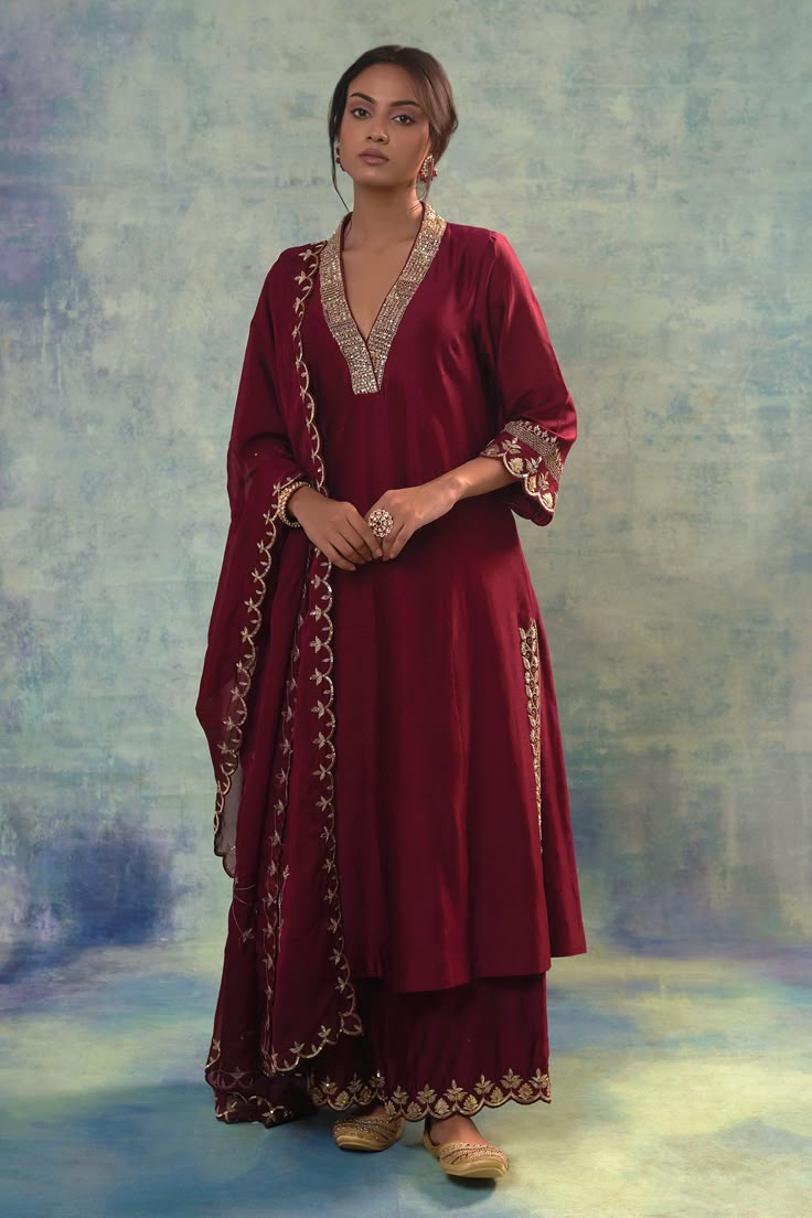 Organza Palazzo, Tiered Anarkali, V Neck Anarkali, Maroon Suit, Silk Anarkali, Trendy Outfits Indian, Scallop Border, Kurta Neck Design, Indian Dresses Traditional