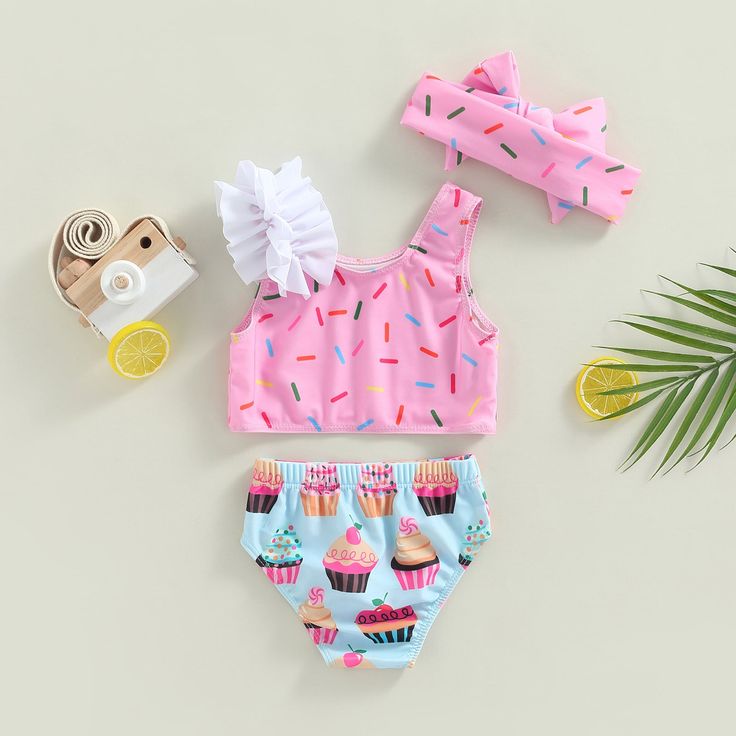 An adorable bikini perfect for a good day at the pool! Sweet prints for a super cute look, plus it comes with a matching headband! Beach Tops Summer, Print Outerwear, Summer Beach Shorts, Cake Printing, Summer Swim Suits, Beach Tops, Matching Headband, Print Swimsuit, Summer Patterns