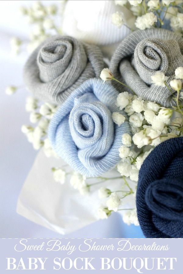 Baby Sock Roses - Grateful Prayer | Thankful Heart Baby Socks Flowers, Baby Shoer, Baby Socks Roses, Sock Bouquet, Diy Baby Socks, Creative Baby Gifts, Baby Sock Corsage, Baby Sock Bouquet, Baby Wreaths