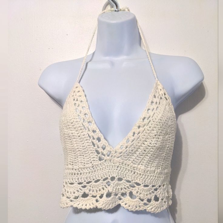 For Size Reference Was Modeled On A Small Mannequin. Brand New With Tag, Perfect Condition. Very Cute Crochet Top In The Shade Ivory. Ties Around The Neck, Laces Across The Middle Of The Back Band, You Can Make It Looser Or Tighter. Size Large, About 14 1/2" Across The Back, But You Can Loosen That Up With The Laces. Pretty Crochet Stitches, The Bust Area Is A Little Tighter Stitched So You Can't See Through It. Great For The Summertime, Or Wear It Now Over A Sheer Bodysuit, Under Another Top Or Pretty Crochet Stitches, Cute Crochet Top, Black Crochet Crop Top, Lulu Shorts, Embroidered Bodysuit, Small Mannequin, Bell Sleeve Crop Top, Pretty Crochet, Strapless Bodysuit