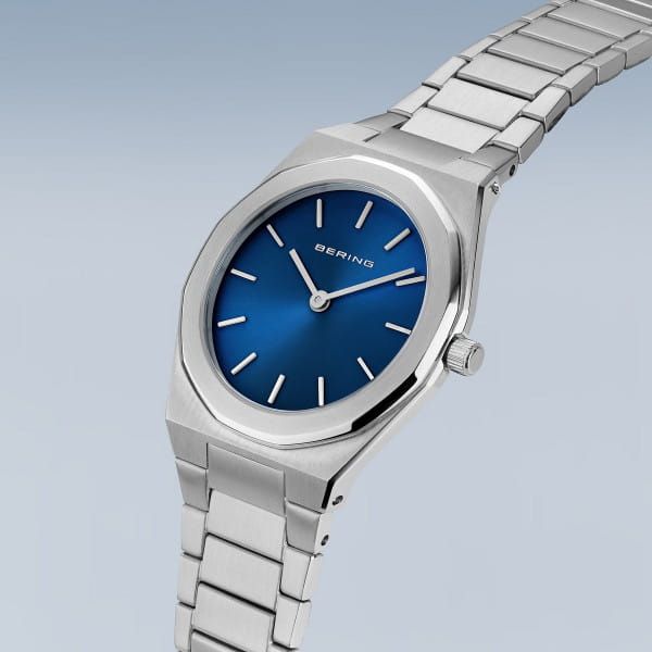 Only high-quality materials are used for the watches in the Classic collection, such as particularly hard, crystal-clear and scratch-resistant sapphire crystal. As a result, time leaves no traces on this watch glass. The skin-friendly stainless steel used guarantees a dazzling appearance. The cool look of the steel and the purist, clear line of the BERING watch design complement each other ideally. The case - polished or brushed - is made of pure and high-quality stainless steel (316L), as also Modern Silver Watch Accessories, Classic Everyday Blue Watch, Modern Silver Watch Accessories With Subdials, Silver Timeless Watch For Everyday, Modern White Gold Round Watch Accessories, Modern White Gold Watch Accessories With Subdials, Modern Silver Watch With Rectangular Dial, Modern White Gold Watches With Analog Display, Silver Stainless Steel Watches For Everyday