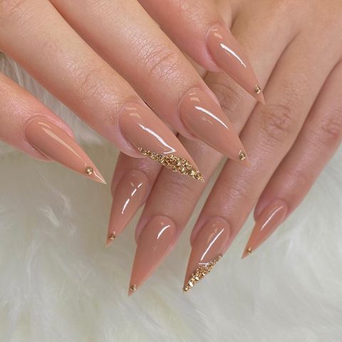 Nude Stiletto Nail Designs, Nude Stiletto Nails, Black Homecoming Nails, Lux Nails, Stilleto Nails Designs, Brown Acrylic Nails, Diy Acrylic Nails, Beauty Nails Design, Stiletto Nails Designs