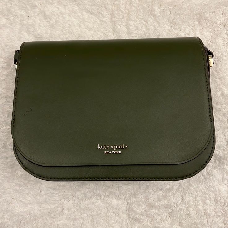 Brand New Kate Spade Army Green Purse Classic Kate Spade Green Shoulder Bag, Classic Green Kate Spade Shoulder Bag, Elegant Green Kate Spade Shoulder Bag, Kate Spade Green, Bags Kate Spade, Green Purse, Kate Spade Purse, Leather Mary Janes, Large Shoulder Bags