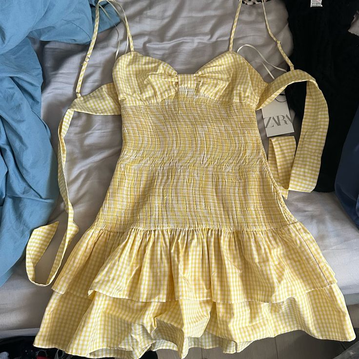 Zara Summer Dress. Yellow Plaid Design. Super Cute Back With A Bow. Summer Ruched Dress For Picnic, Ruched Mini Dress For Picnic, Ruched Mini Dress For Picnics, Spring Mini Dress With Spaghetti Straps For Picnic, Chic Spaghetti Strap Mini Dress For Picnic, Spring A-line Mini Dress For Picnic, Cute Ruched Mini Dress For Beach, Summer A-line Ruched Dress, Cute Ruched Mini Dress For Vacation