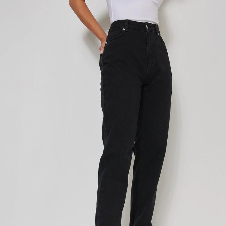 Na-Kd Jeans 36 Black High Waist Back Slit Waist: 13.5 Inches Length: 43 Inches Rise: 12 Inches Inseam: 32.5 Inches Leg Opening: 7.5 Inches Black High Waist, Na Kd, High Jeans, High Waist, High Rise, Women Jeans, High Waisted, Women Shopping, Black