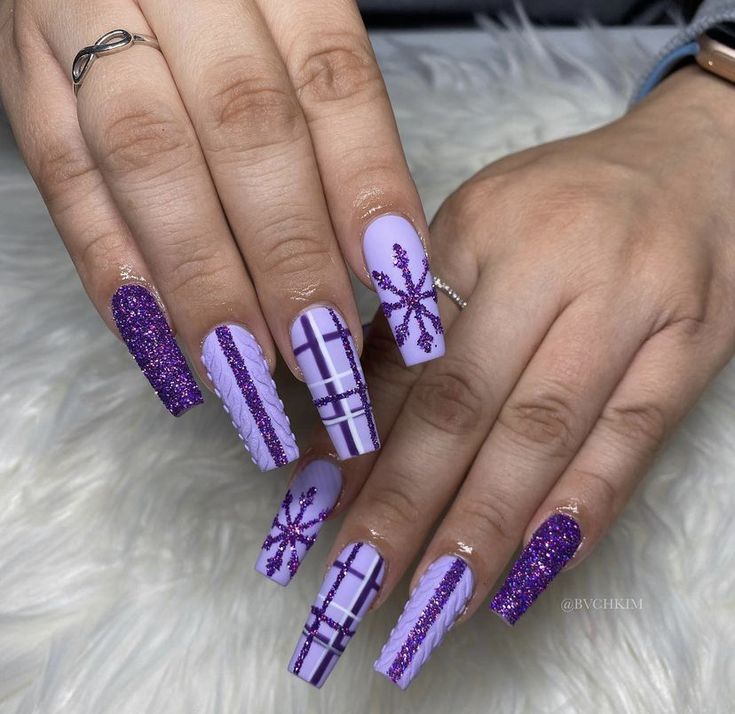 Purple Acrylic Nails, Purple Nail Designs, Winter Nails Acrylic, Cute Christmas Nails, Sweater Nails, Acrylic Nails Coffin Pink, Christmas Nails Acrylic, Winter Nail, Xmas Nails