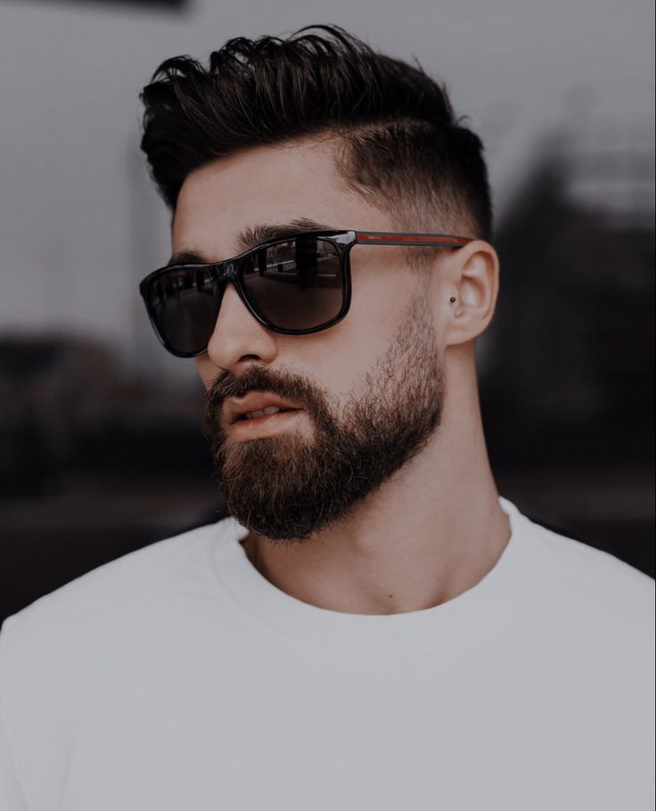 Short Boxed Beard, Medium Beard Styles, New Beard Style, Faded Beard Styles, Short Hair With Beard, Beard And Mustache Styles, Low Fade Haircut, Mens Hairstyles With Beard, Beard Styles Short