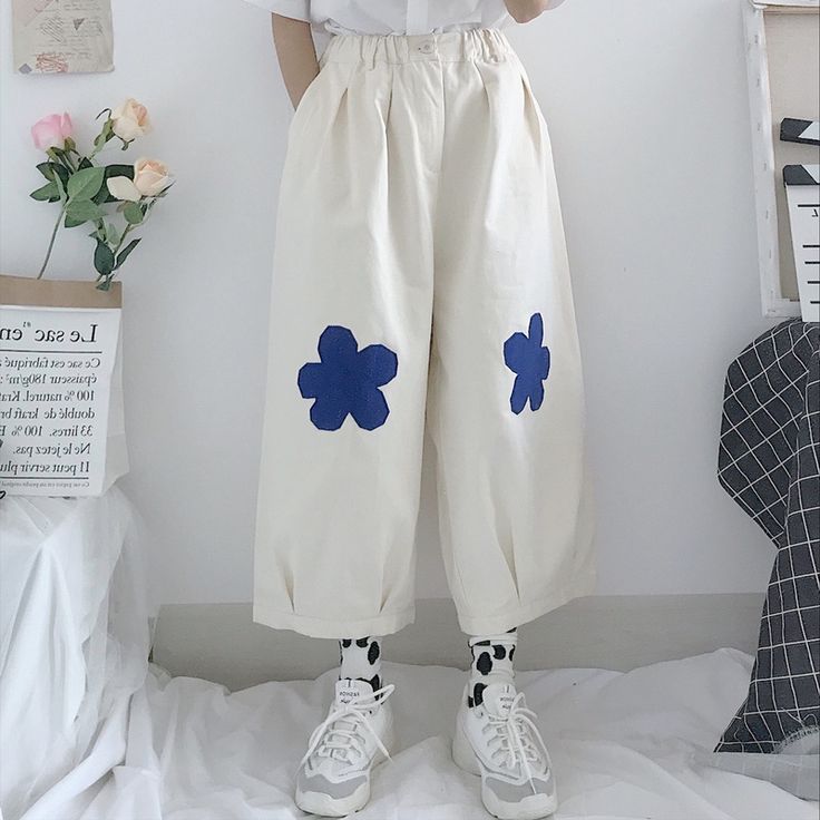 Worldwide Free Shipping! Size:One Size length:84CM/33''waist:62CM/24''hip:138CM/54.33'' Spring Summer Autumn Winter, Tomboy Style Outfits, Cute Flower, Straight Trousers, Tomboy Fashion, Pants Pattern, Cropped Trousers, Flower Print, Flower Prints