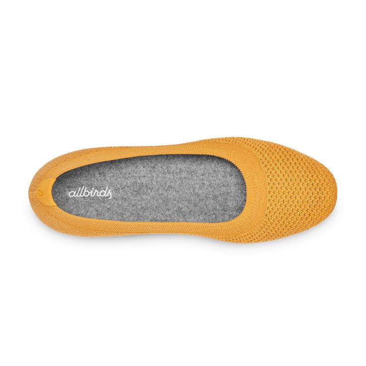 Crafted with silky-smooth, breathable eucalyptus tree fiber and a secure fitted collar, the Tree Breezer is a versatile, lightweight, and comfortable ballet flat with no break-in necessary. Comfortable Flats For Women, Comfortable Ballet Flats, Women's Slip Ons, Eucalyptus Tree, Flats For Women, Fabulous Clothes, Low Carbon, Comfortable Flats, Carbon Footprint