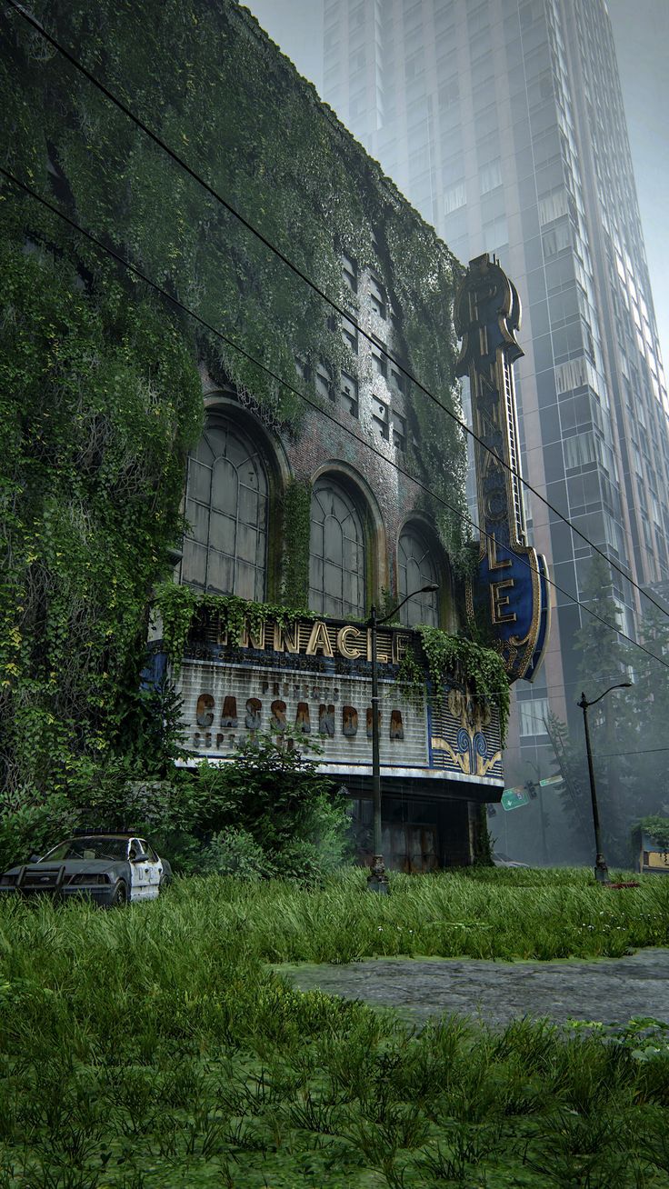 an old building with vines growing on it's side in the middle of a city