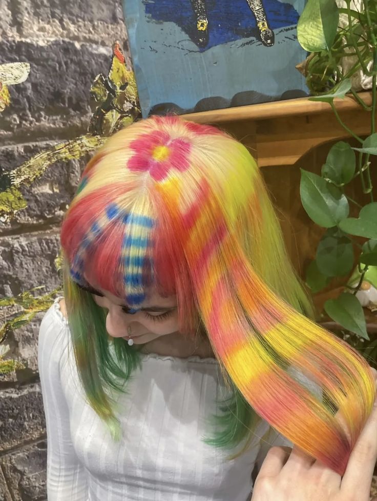 Hair Dye Ideas Rainbow, Halo Ring Hair Dye, Creative Color Hair Inspiration, Primary Color Hair, Funky Hair Dye Ideas, Rainbow Streaks In Hair, Hair Colour For Neutral Skin Tone, Scene Hair Dye, Cute Dyed Hair