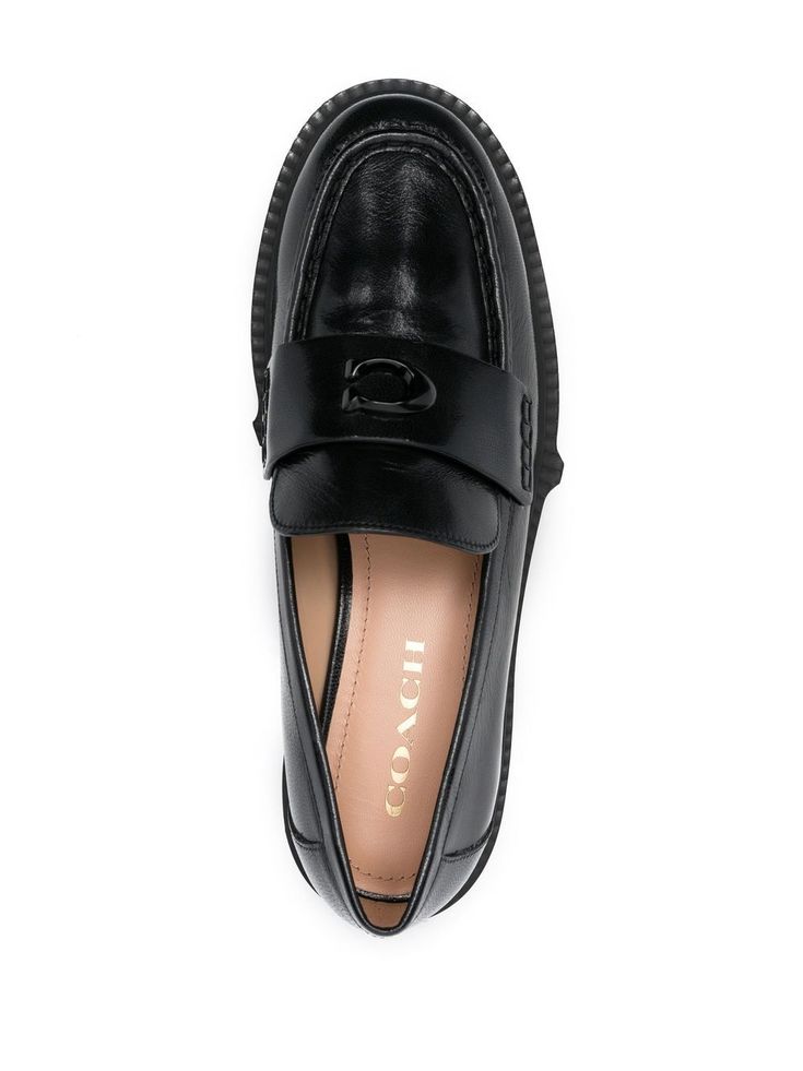 Coach Flats, Chunky Loafers, Loafer Shoes Women, Patent Leather Loafers, Chanel 2, Loafers Style, Block Heel Shoes, Iconic Bags, Flat Boots