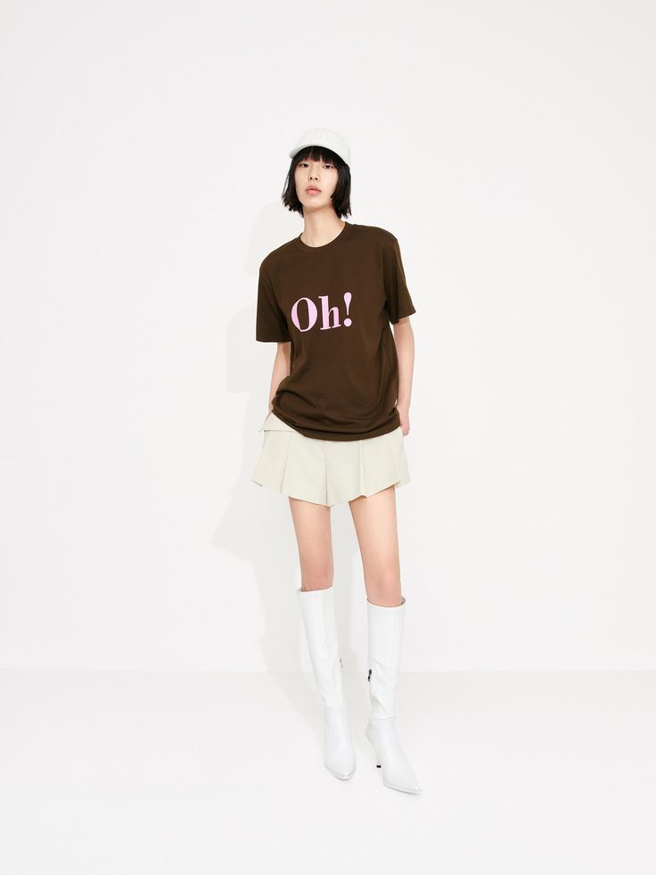 MO&Co. Women's Relaxed Letter Print T-shirt Features : - Relaxed fit- Breathable cotton- Crewneck, short sleeves- "Oh!" Letter print front details Code: MBC2TEET29 & MBC2TEEK01The back length of size S is 62.5cmMATERIALS & CARE Material: 100% CottonREMINDER: All items are measured manually. Please note that it's reasonable that there might be minor measurement differences (1-2cm) on some items. Brown Short Sleeve Tops With Screen Print, Brown Short Sleeve Top With Screen Print, Logo Print Short Sleeve T-shirt For Spring, Brown Cotton T-shirt With Logo Print, Brown Short Sleeve T-shirt With Letter Print, Tan Cotton Graphic Tee, Tan Cotton T-shirt With Text Print, Relaxed Fit Tan T-shirt With Text Print, Tan Relaxed Fit T-shirt With Text Print