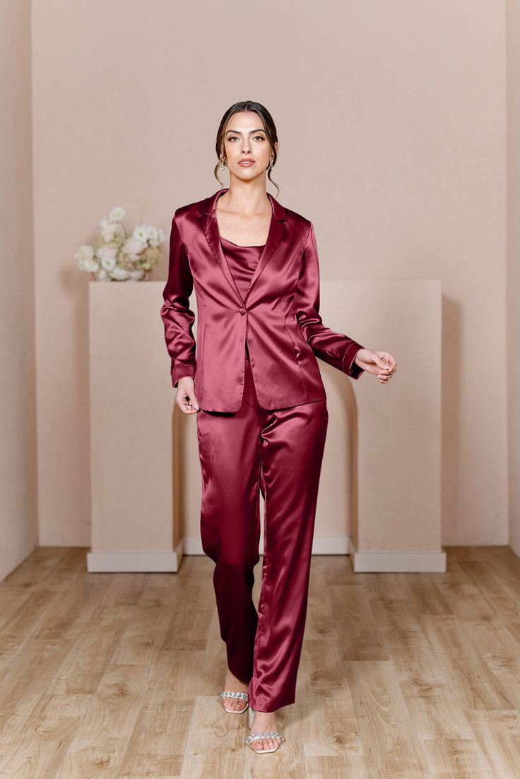 Model: Lindsey; Size: 4 Elegant Satin Sets For Workwear, Chic Fall Wedding Pantsuit, Elegant Fitted Loungewear Sets, Fall Wedding Long Sleeve Pantsuit, Elegant Satin Sets With Long Pants, Fall Wedding Long-sleeved Pantsuit, Elegant Long Loungewear Sets, Fitted Satin Set For Wedding Night, Elegant Fall Sets For Night Out