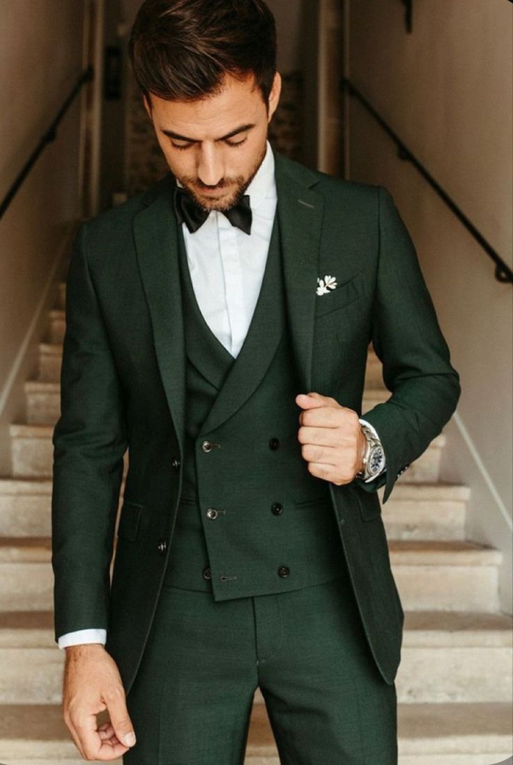 Green Three-piece Suit With Notch Lapel For Party, Green Notch Lapel Three-piece Suit For Party, Elegant Green Three-piece Suit For Party, Elegant Green Three-piece Party Suit, Green Tuxedo Suit For Wedding, Classic Green Blazer For Groom, Green Notch Lapel Tuxedo For Party, Green Double Breasted Notch Lapel Suit For Groom, Classic Green Wedding Blazer