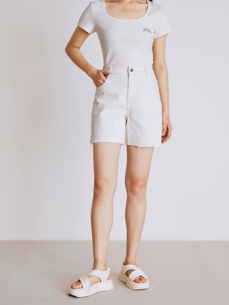 Details: High waist, loose small A shape Raw edge leg design Customized 'URL' embroidered label Cotton stretch white denim material Materials & Care: Cotton 98.2%, Spandex 1.8% 30° water wash, gentle dry clean Do not bleach Size & Fit: Model is 5'7", Bust 32, Waist 24, Hips 35, wearing a size S Item #: IM2DP10 Casual White Summer Jeans, White High Waist Denim Shorts, White Mid-rise Summer Jeans, White Denim Jean Shorts For Summer, White Denim Jeans For Summer, White Summer Jean Shorts, White Denim Jeans With Frayed Hem, White Summer Jeans With Five Pockets, White Mid-rise Jean Shorts For Summer