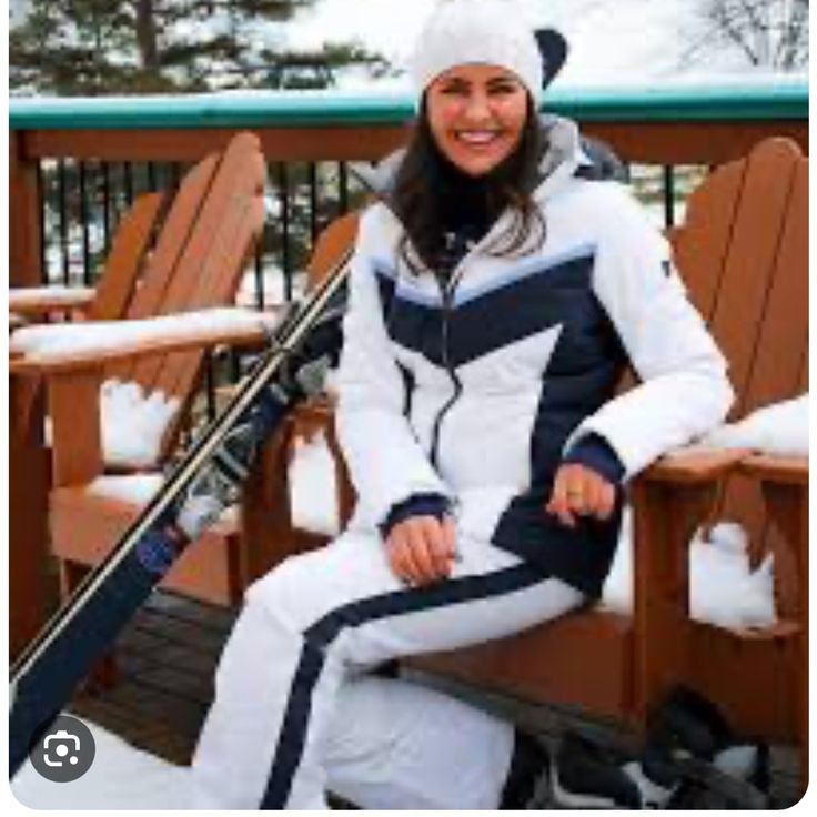 This Super Cute Ski Suit Is A Celeb Favorite For A Reason! Love This Set! I Just Have Bought Waaaay Too Many And I Ski Outfits And I Need To Get Rid Of Some! This Has Only Been Work Once!!! I Got Compliments All Day. Has Perfect Moment Vibes! White Fitted Ski Season Outerwear, White Fitted Skiing Outerwear, Fitted White Skiing Outerwear, Carina Zavline, James White, Snow Girl, Ski Suit, Draper James, Skiing Outfit