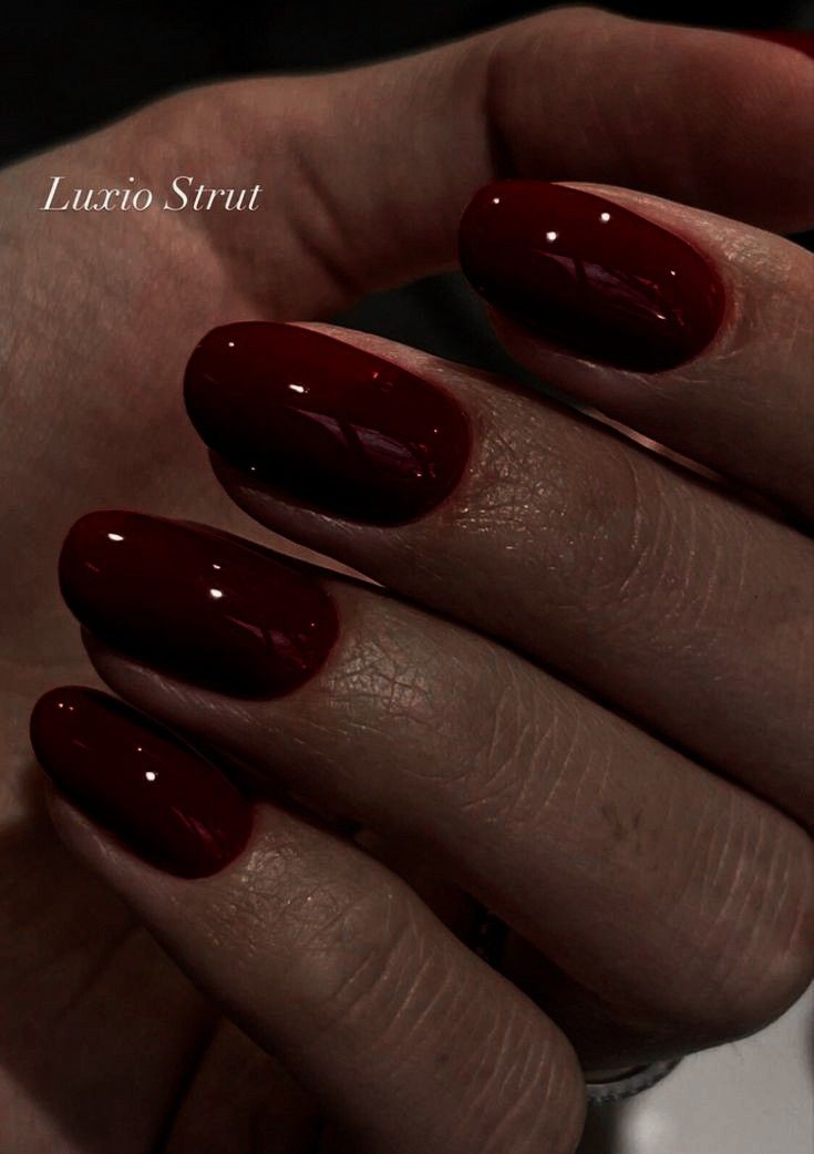 Dark Red Christmas Nails Short, Darkest Red Nails, Nails Deep Red, Dark Red Nails, Wine Nails, Matric Dance, Short Almond Nails, Red Christmas Nails, Short Almond