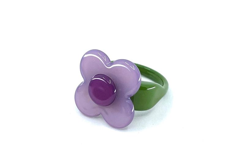 Oh, hello Hanover ring! This delicately coloured flower ring will have you dreaming of sunny days!! The Hanover flower ring comes in 2 sizes - 17mm or 19mm diameter (inner - side to side) (larger sizes will be available soon). Wear on it's own or looks great stacked with another. The flower measures 2cm Colorful Rings, Dope Jewelry Accessories, Remembrance Jewelry, Indie Jewelry, Side To Side, Dope Jewelry, Styling Accessories, Funky Jewelry, Creative Jewelry