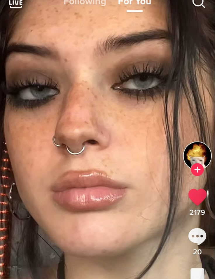 Septum Hoop And Nose Hoop, Double Nose Ring And Septum, Nose Piercing Aesthetic Grunge, Nose Peircings Double And Septum, Septum And Nose Piercing Together Black, Septum Ring And Nose Ring, Septum With Nostril Piercing, Septum Piercing Upturned Nose, Septum And Hoop Nose Ring