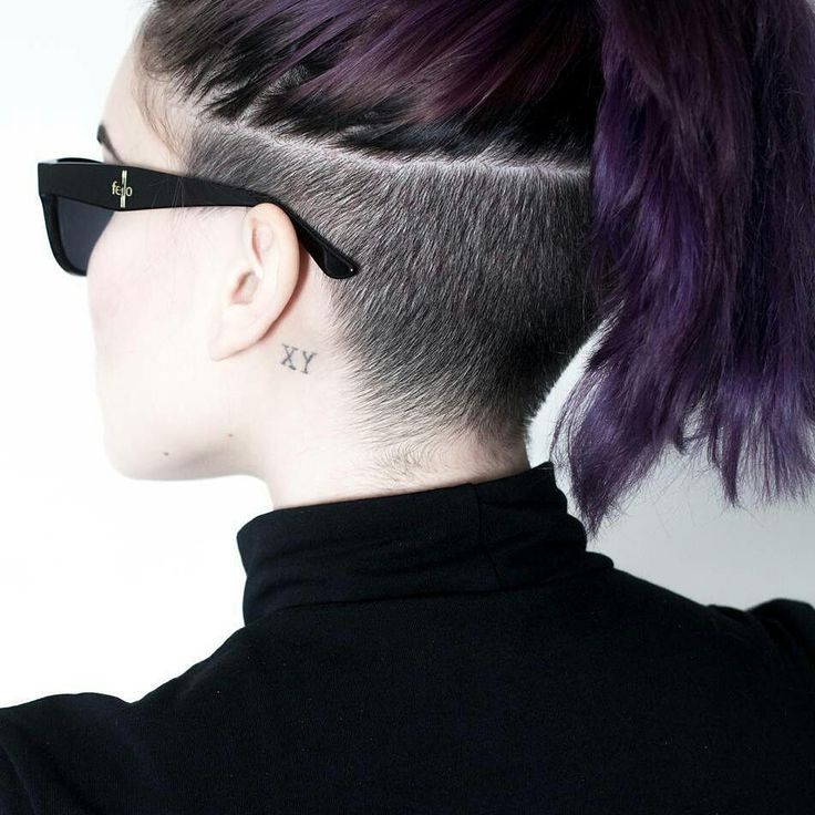 Undershave Haircut, Undercut Hair Designs, Shaved Hair Women, Undercut Hairstyles Women, Undercut Long Hair, Half Shaved Hair, Trendy Hairstyle, Undercut Hairstyles, Shaved Hair