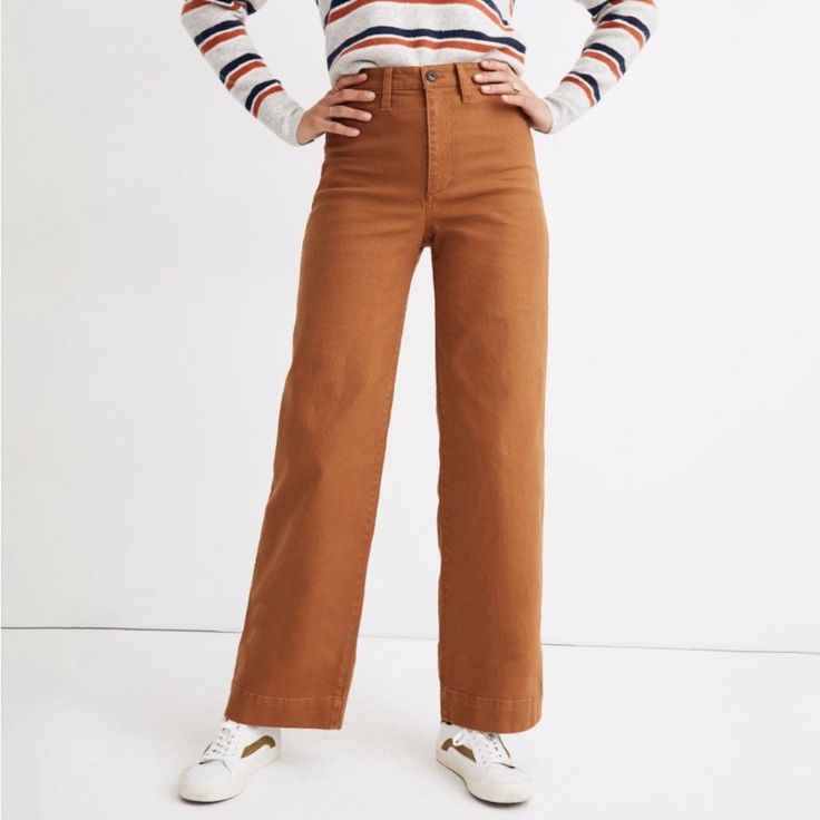 Madewell Slim Emmett Wide-Leg Pants Dried Acorn Size 30 Style: Af707 Color: Dark Burnt Orange Color Condition: New Without Tags A Slimmed-Down-But Not Too Slimmed-Down-Version Of Our Best-Selling Wide-Leg Pants With A Full-Length Hem (So You Don't Have To Worry About Which Socks To Wear). Specially Engineered With A High Waist For An A+ Rearview, This Pair Is The One You'll Want To Wear Every Day. High Rise, Fitted Through Hip And Thigh, Wide Leg Opening, Full-Length Inseam. Do Well: We Partner Wide Leg Pants Outfit, Leg Pants Outfit, Cropped Pants Women, Crop Pants, How To Slim Down, Office Outfits, Pants Outfit, Cropped Pants, Fashion Pants