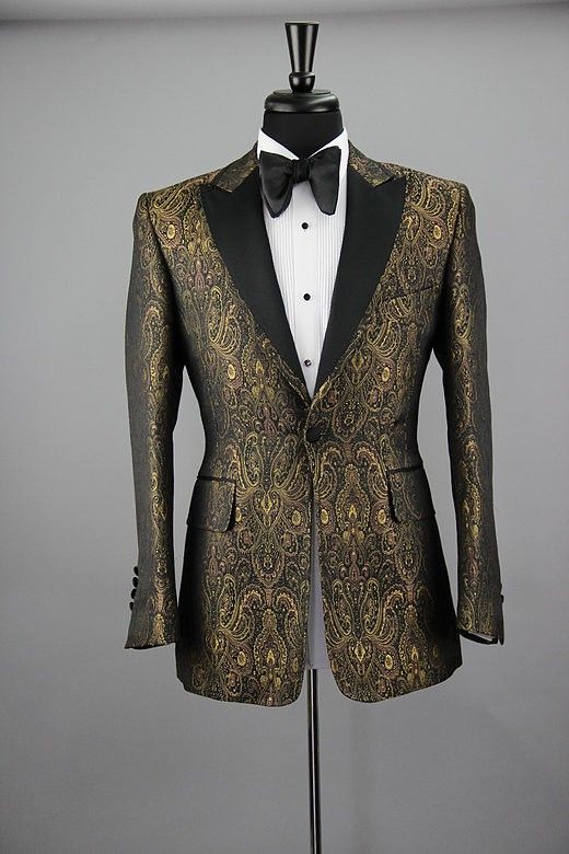 Gold Tuxedo Prom, Black And Gold Tuxedo Prom, Black And Gold Wedding Dress Brides, Gold Tuxedo Wedding, Gold And Black Tuxedo, Black And Gold Prom Suit, Gold And Black Suit, Black And Gold Tuxedo, Black And Gold Suit