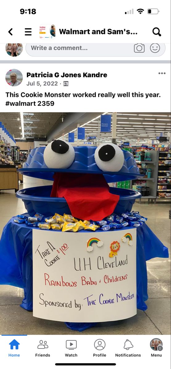 an image of a cartoon character holding a sign that says,'this cookie monster worked really well with this year '