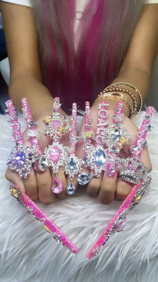 Really Long Nail Designs, Gyaru Acrylic Nails, Clear Colorful Nails, X Long Nails, December Bday Nails, Duck Nails Gyaru, Xxl Pink Nails, Long Chunky Nails, Long Gyaru Nails