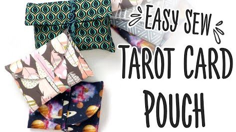 easy sew tarot card pouch with instructions to make it look like they're from outer space