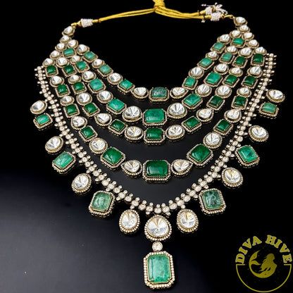 Bollywood Style Emerald Kundan Necklace For Wedding, Heavy Emerald Kundan Necklace For Wedding, Emerald Stone Work Kundan Necklace For Wedding, Emerald Bridal Necklace For Wedding, Festive Emerald Bridal Necklace For Wedding, Fusion Style Kundan Wedding Sets, Fusion Kundan Wedding Sets, Elegant Cut Dana Wedding Necklaces, Bollywood Style Emerald Wedding Jewelry