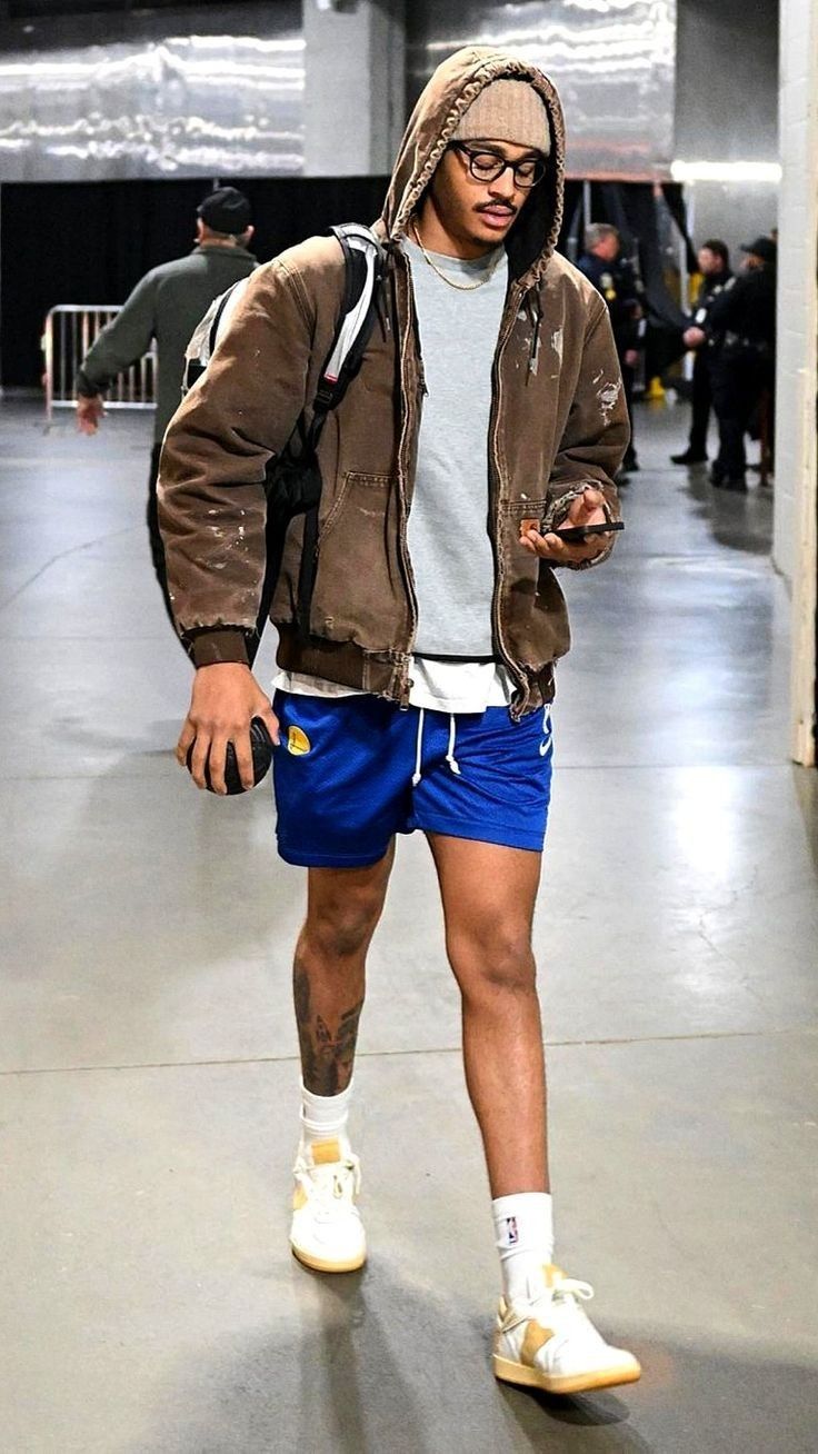 Carhartt Hoodie Outfit, Carhartt Outfit Men, Carhartt Mens Fashion, Carhartt Jacket Outfit, Carhartt Outfit, Outfit Cowok, Jordan Poole, Nba Outfit, Nba Fashion