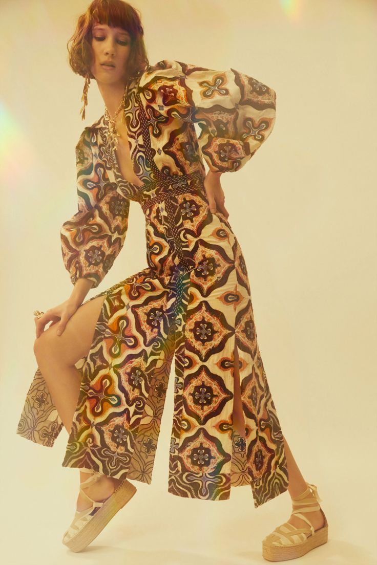 Emma Summerton, Ulla Johnson Dress, Boho Chique, Pre Fall Collection, Puff Long Sleeves, Vogue Runway, Fashion Show Collection, Estilo Boho, Vogue Paris