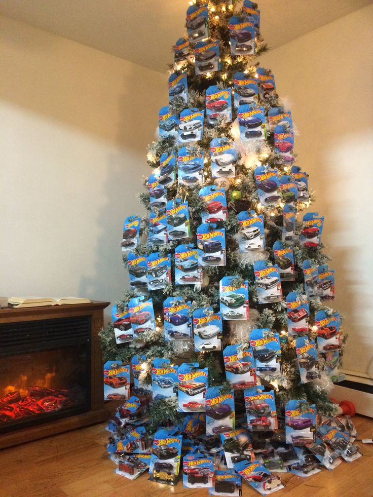 a christmas tree made out of legos