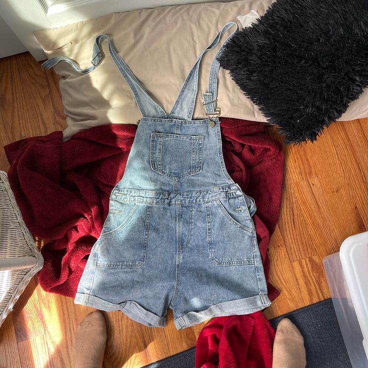 Short Denim Overalls. Never Worn. Trendy Washed Blue Denim Overalls, Trendy Blue Denim Overalls, Trendy Blue Shortalls With Pockets, Trendy High Waist Denim Overalls, Trendy High-waisted Denim Overalls, Spring Blue Denim Overalls, Spring Denim Overalls In Medium Wash, Spring Medium Wash Denim Overalls, Blue Relaxed Fit Denim Shortalls