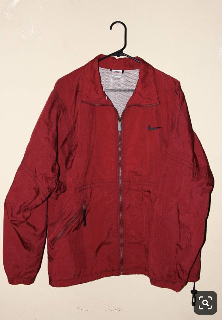 Red Windbreaker Outfit, Windbreaker Outfit Ideas, Red Nike Jacket, Nike Vintage Windbreaker, Clyde Donovan, Windbreaker Outfit, Oxenfree, Gymwear Outfits, Vintage Nike Sweatshirt