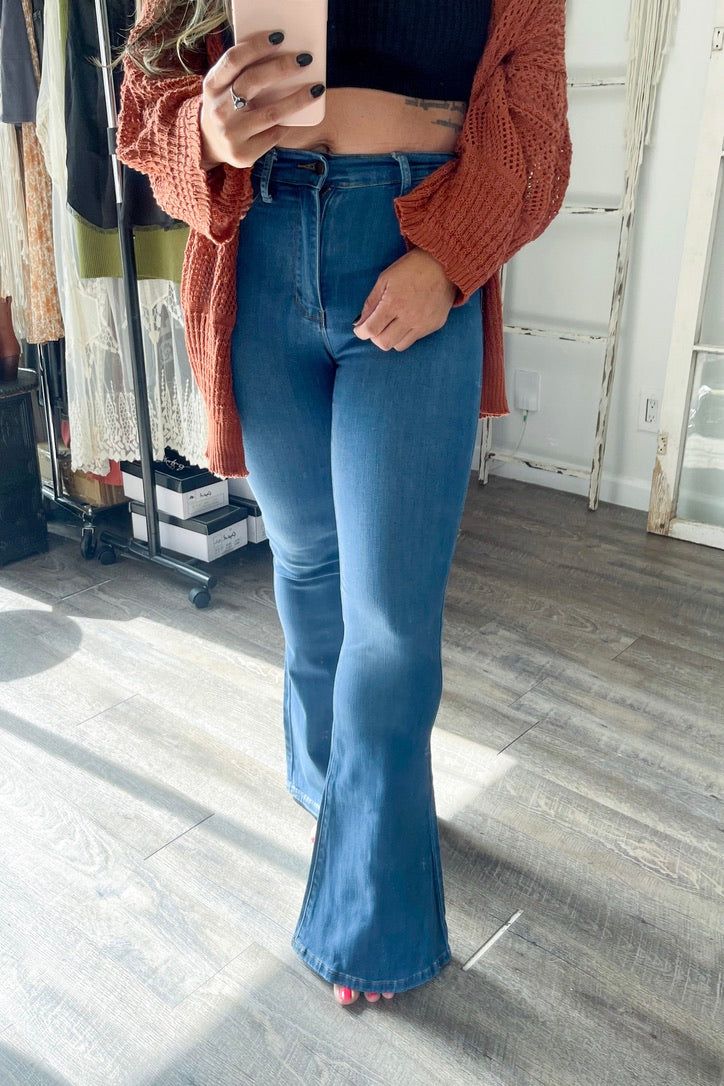 High-waisted flare jeans featuring a sweetheart-shaped back yoke, faux front pockets, 2 back patch pockets, and a zip-fly closure.- Rise: 10" Inseam: 32.5"- Model is 5'10" and wearing a size 3- True to size Made In: Imported Fabric Contents: 60% Cotton, 32% Modal, 7% T400, 1% Lycra High Waisted Flare Jeans, Back Patch, Flare Jeans, High Waisted, Stone, Fabric, How To Wear