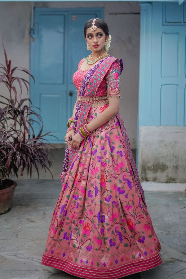 Paithani Saree Lehenga, Full Blouse Lehenga, Ghagra From Saree, Paithani Ghagra, Paithani Lehenga Half Saree, Paithani Dress Designs, Paithani Half Saree Designs, Paithani Half Saree, Banarasi Half Saree