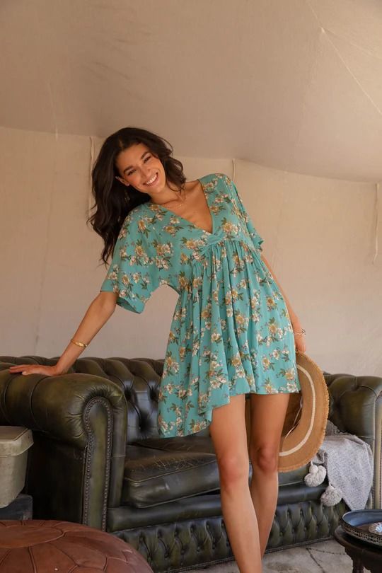 Rosemary Marlow Short Dress - Canton | O'Neill Short Babydoll Dress, Aliexpress Dresses, Short Frocks, Hawaii Outfits, Casual Sundress, Italy Outfits, Dresses Xxl, Spring Outfits Women, Photoshoot Outfits