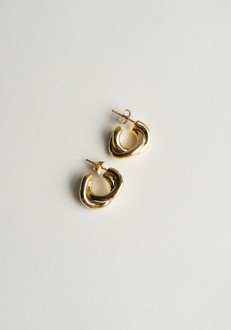 Diana Earrings in Gold from Lie Studio. A new take the classic creol earring. Perfect elevated everyday style. Sold as pair. Need a second opinion? If you have special requests or just need advice, please reach out to hello@shop-vestige.com. 18 Carat Gold Plated 925 Sterling Silver. Handcrafted in Copenhagen Lie Studio, Diana Earrings, Gift Wishlist, Reworked Vintage, Earrings In Gold, Everyday Style, Copenhagen, Everyday Fashion, Christmas Gift